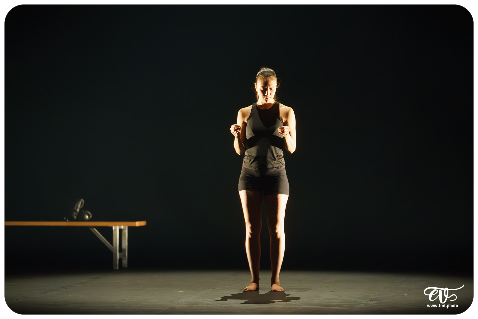 TMTPHOTO L'ODEUR DE LA GUERRE (JULIE DUVAL) 015